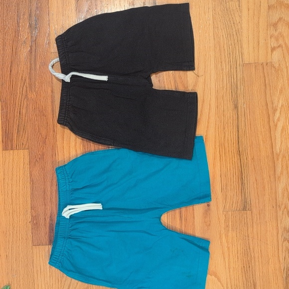 Bundle of 16 June and January 3/4 shorts - Picture 4 of 13